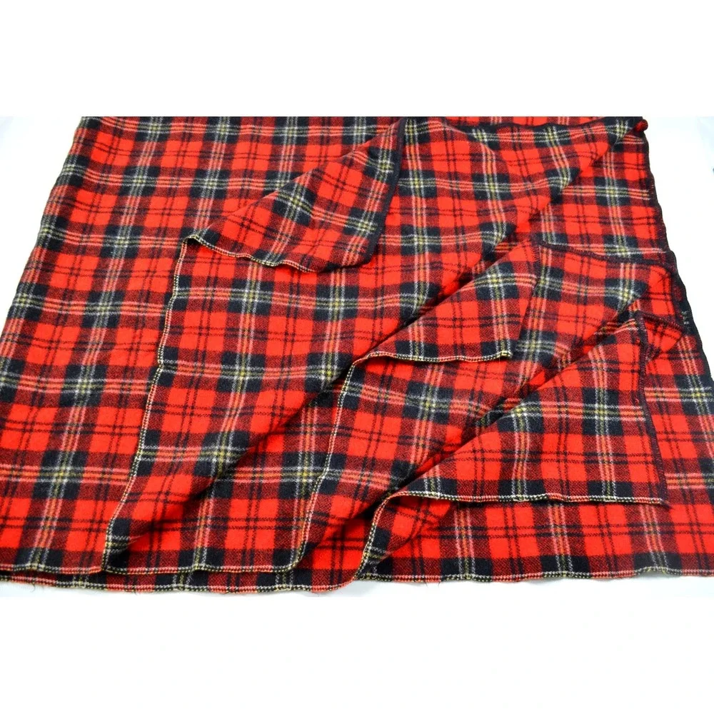 Vtg St Mary's Wool Blanket 82x64 Twin Sz‎ Red Black White Plaid Fieldcrest Mills